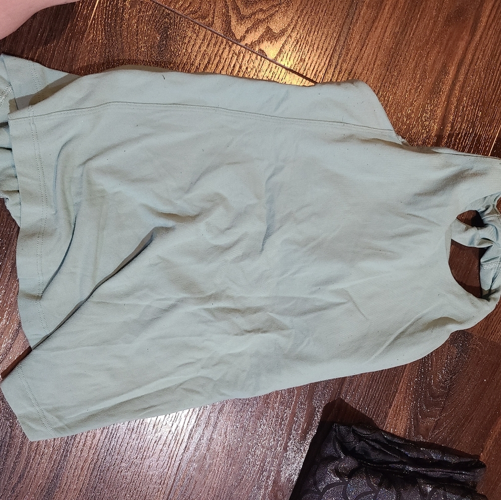 Mint/ teal tank